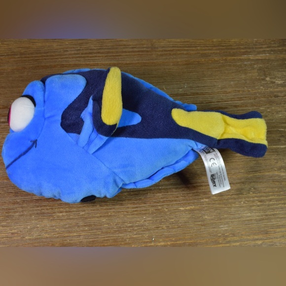 Disney Pixar Finding Dory - 10” Plush Blue Stuffed Animal By Bandai Fish Animal - Picture 1 of 11